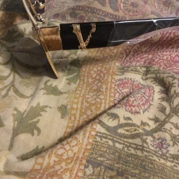 Large one piece Aviator Shades Driving beach Women Men Sunglasses Black Gold - Picture 5 of 6